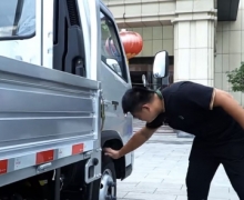 驾驭梦想未来,他与欧马可X pro开启货运传奇之旅